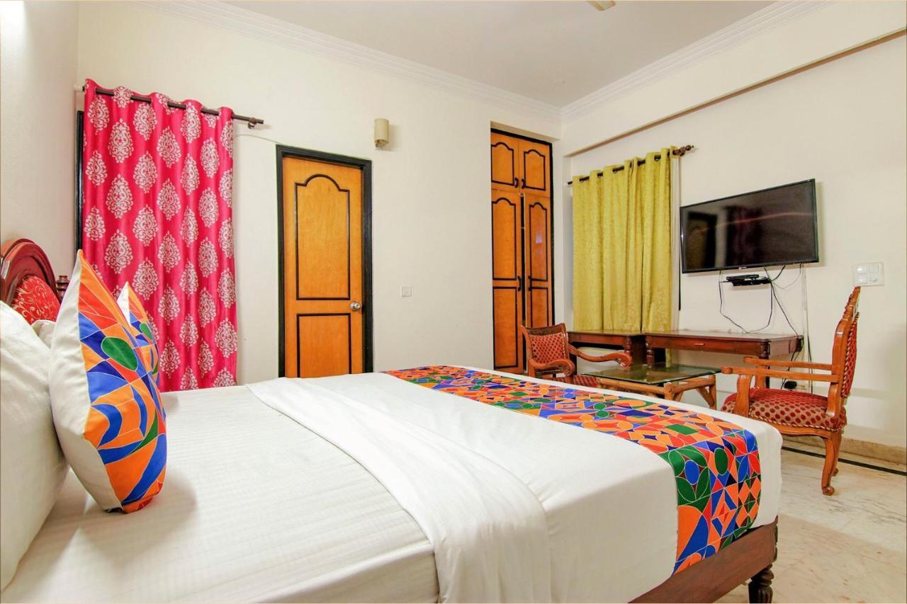 Fabhotel Singh Suite Γκουργκάον Εξωτερικό φωτογραφία