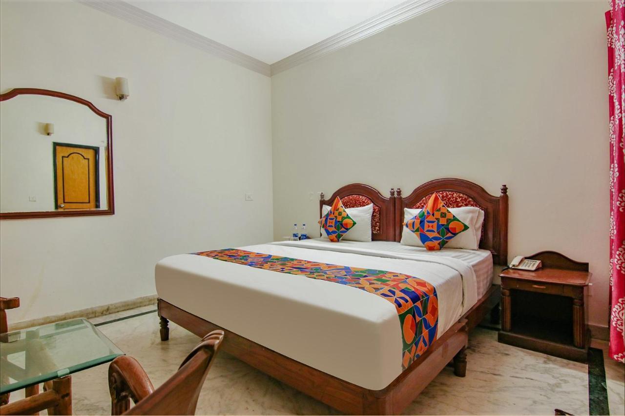 Fabhotel Singh Suite Γκουργκάον Εξωτερικό φωτογραφία