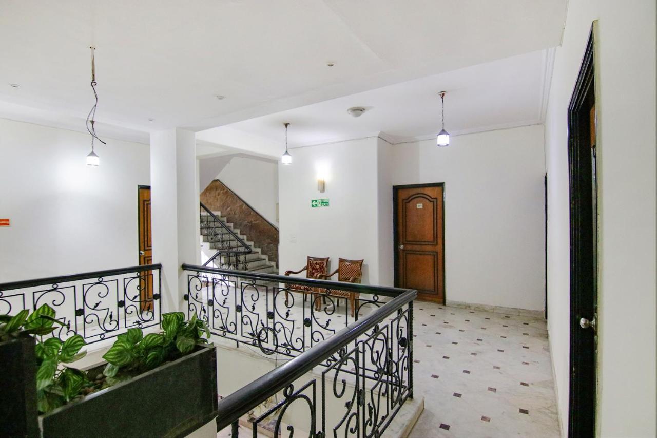 Fabhotel Singh Suite Γκουργκάον Εξωτερικό φωτογραφία